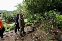 [UPDATE] Banjir dan Longsor Sukabumi : Pemerintah Siapkan Pos Pengungsian Terpusat di Kecamatan Bantargadung